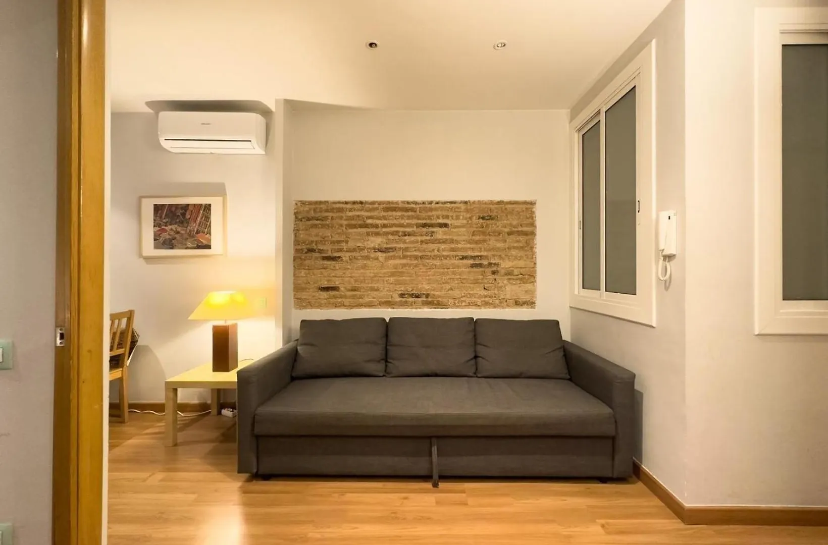 Ferienwohnung Fuer 3 Personen Ca 38 Qm In Barcelona-Gracia, Costa Brava Costa Del Maresme Spain