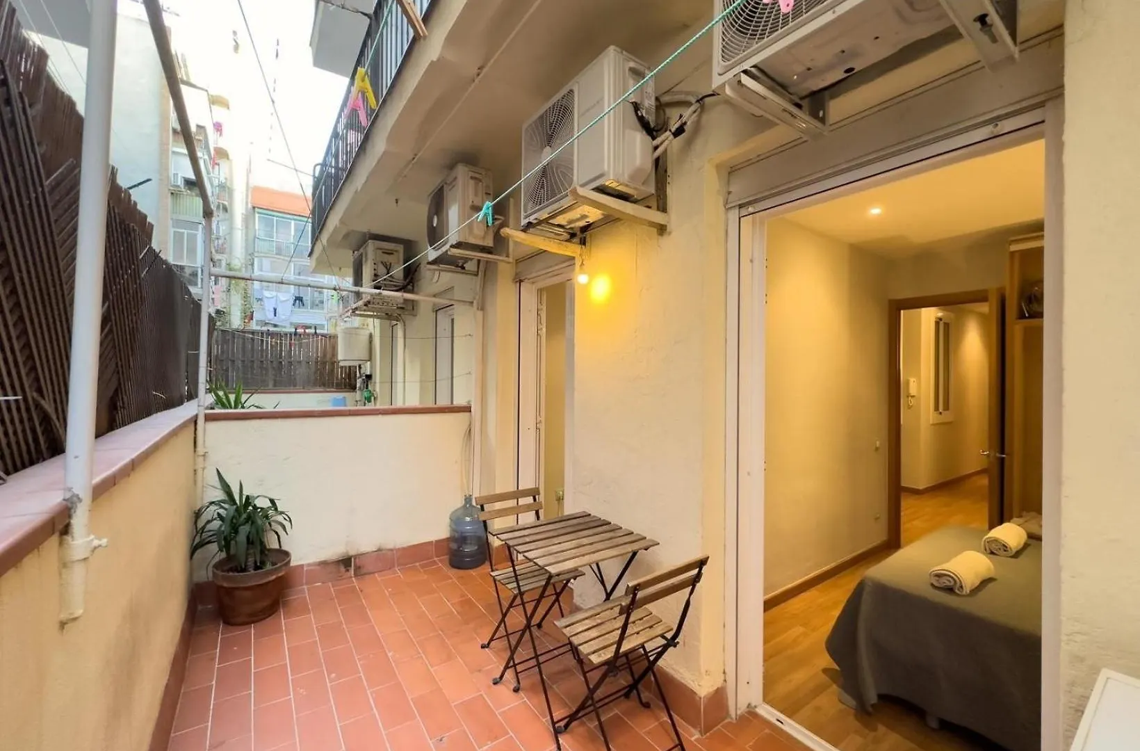 Ferienwohnung Fuer 3 Personen Ca 38 Qm In Barcelona-Gracia, Costa Brava Costa Del Maresme 0*, Barcelona