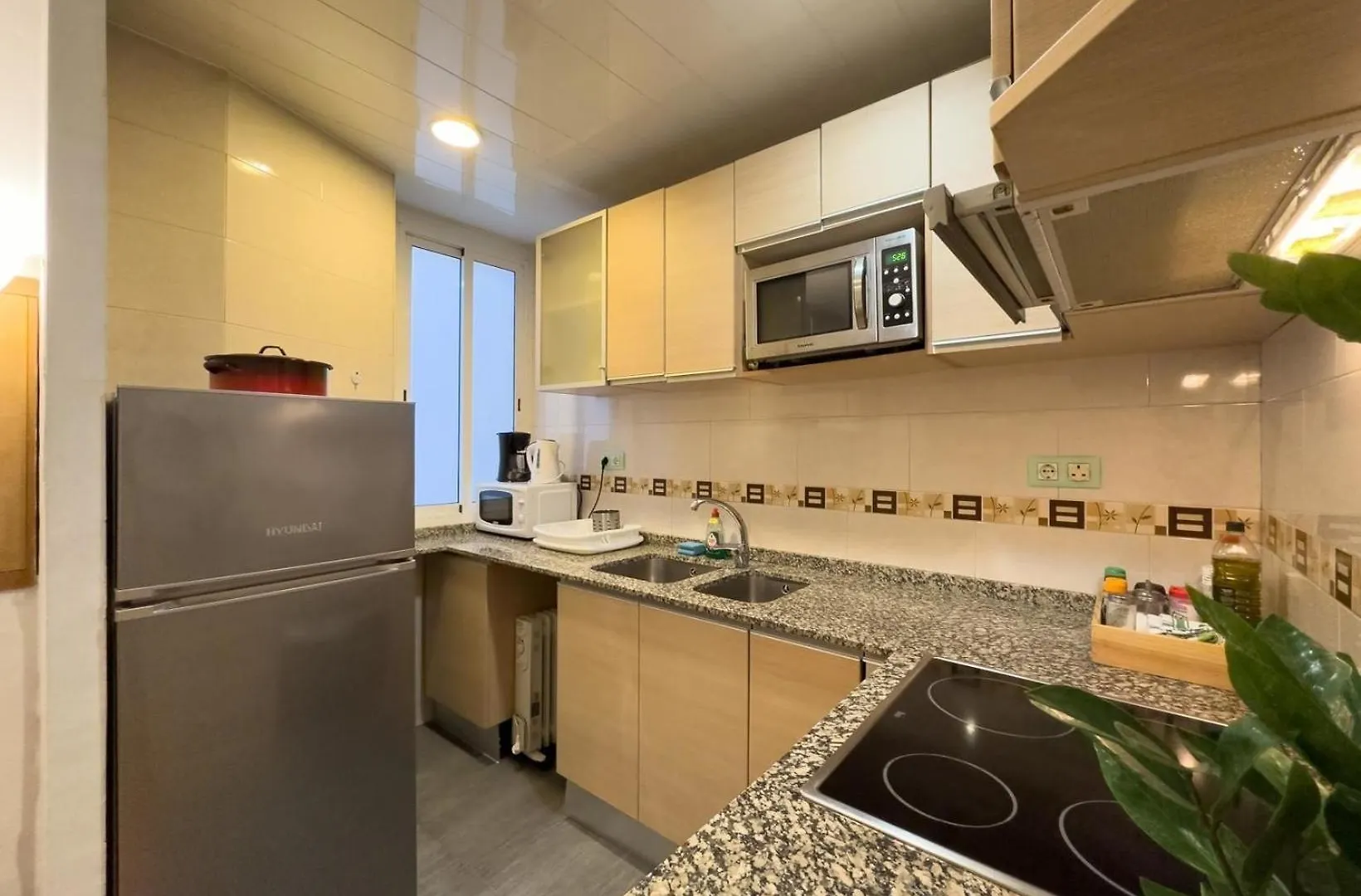 Apartment Ferienwohnung Fuer 3 Personen Ca 38 Qm In Barcelona-Gracia, Costa Brava Costa Del Maresme